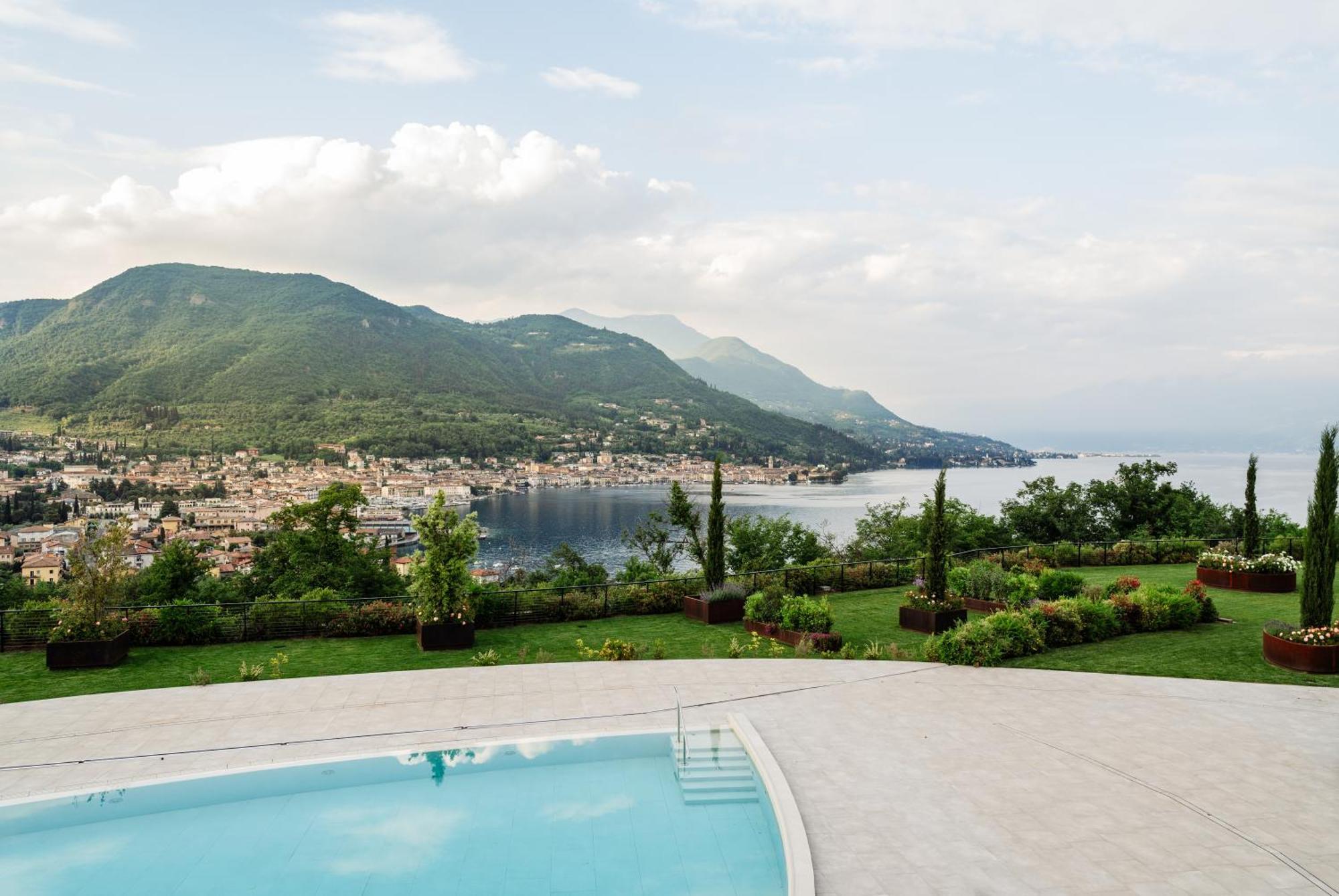 L'affetto Sul Di Garda Salò